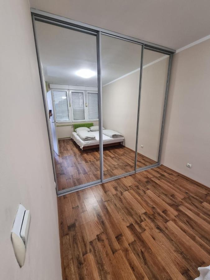 Apartamento Hawaii- 2 Bdr, Arena, Sava Centar, Free Parking Belgrado Exterior foto