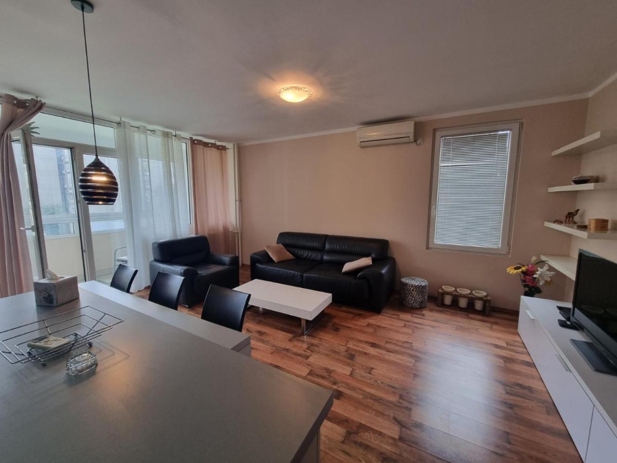 Apartamento Hawaii- 2 Bdr, Arena, Sava Centar, Free Parking Belgrado Exterior foto