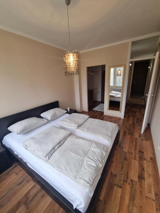 Apartamento Hawaii- 2 Bdr, Arena, Sava Centar, Free Parking Belgrado Exterior foto